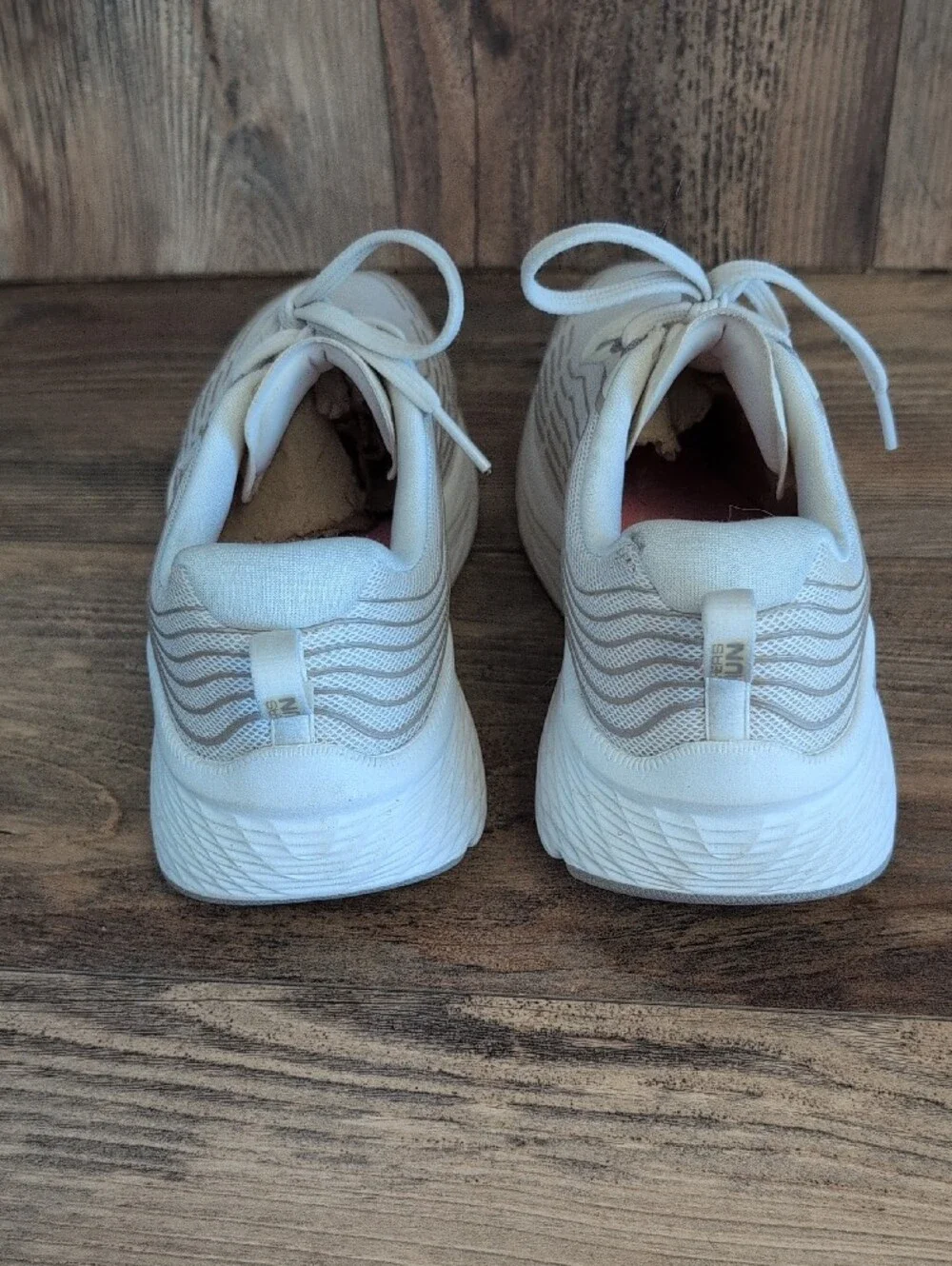 Skechers Max Cusioning Air Cooled Goga Mat Elite 2.0 Athletic Shoes 7       604A